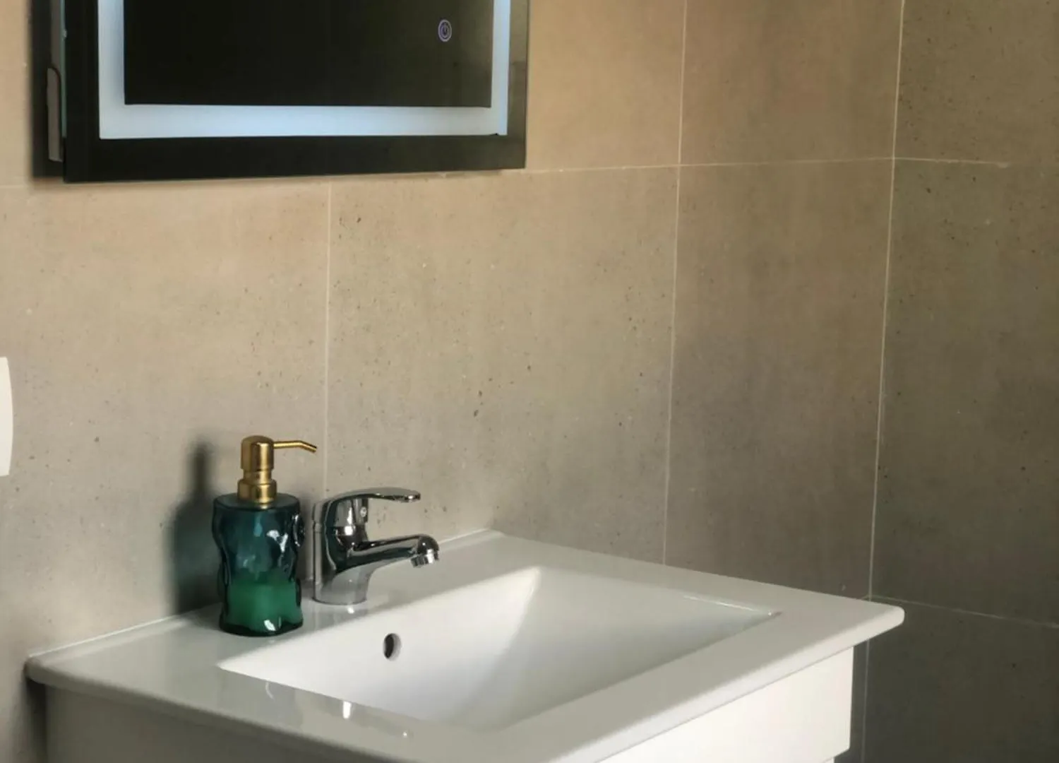 شقة Downtown Penthouse تيرانا